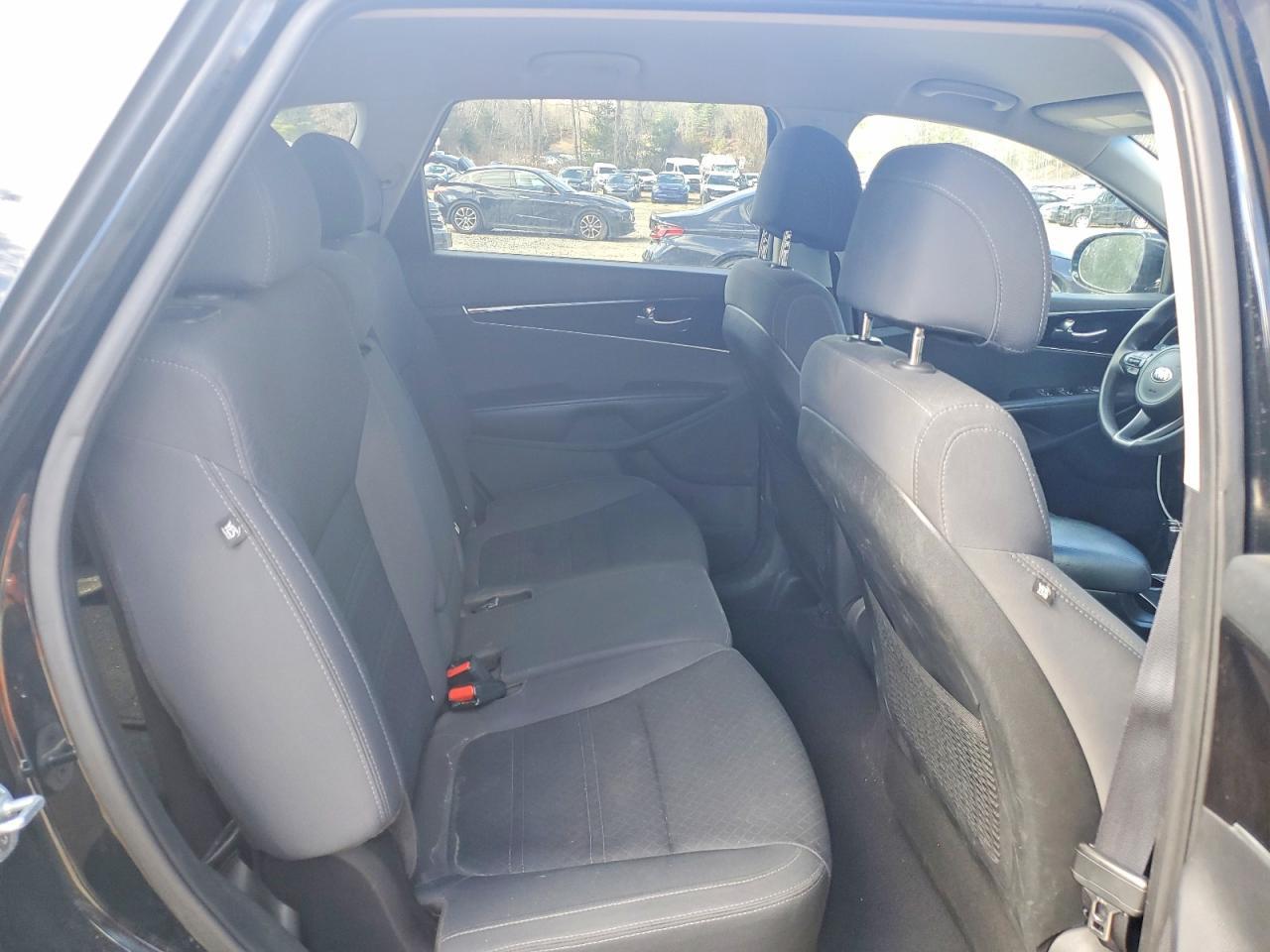 2017 KIA SORENTO