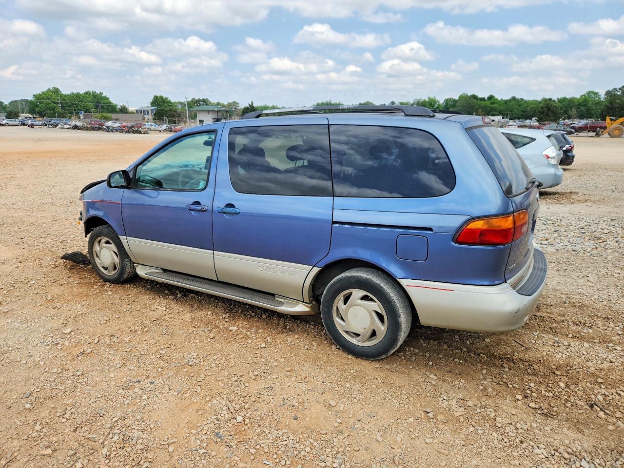 1998 TOYOTA SIENNA