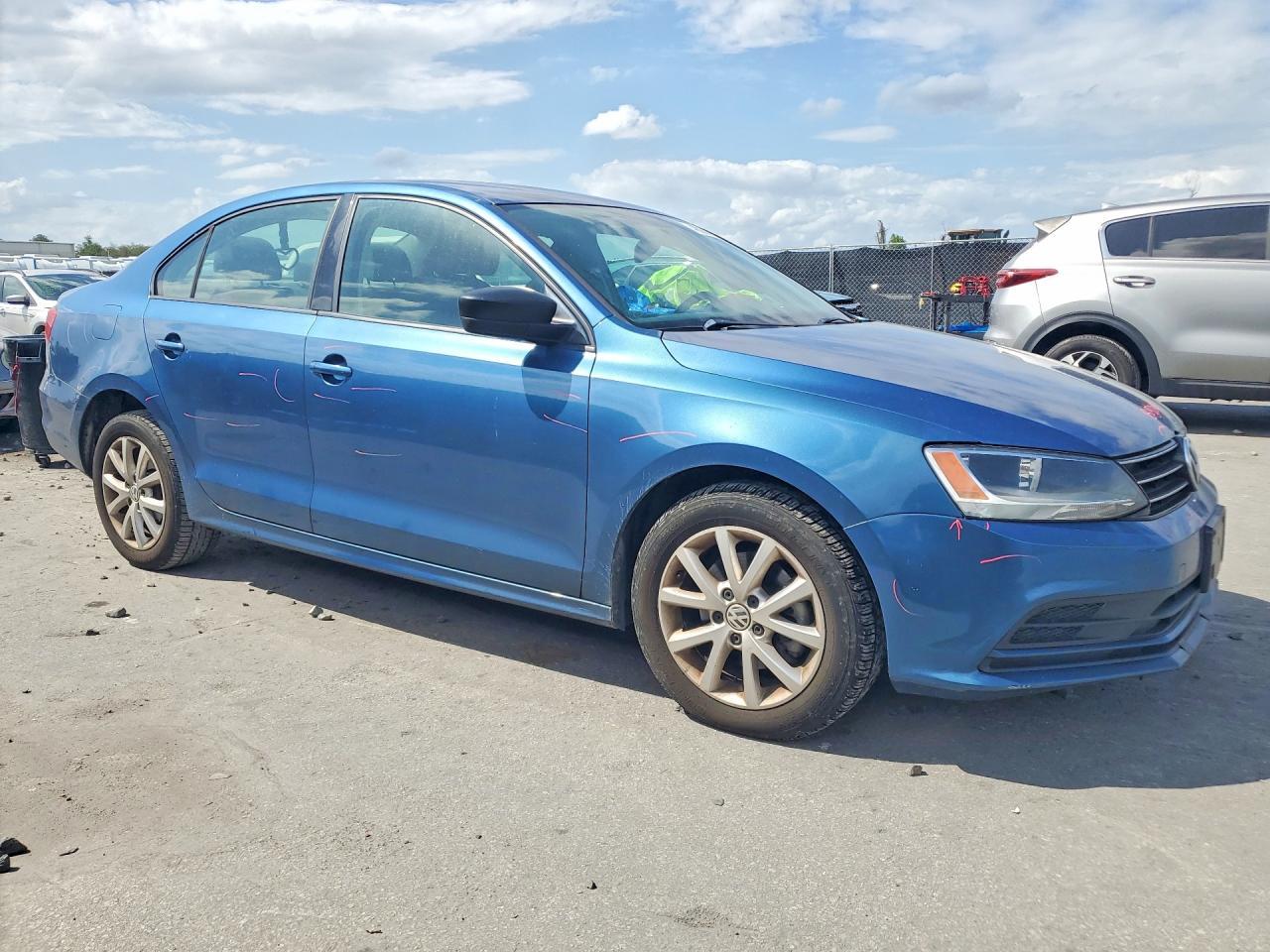 2015 VOLKSWAGEN JETTA