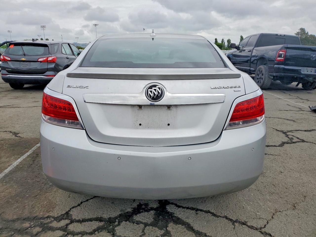2011 BUICK LACROSSE