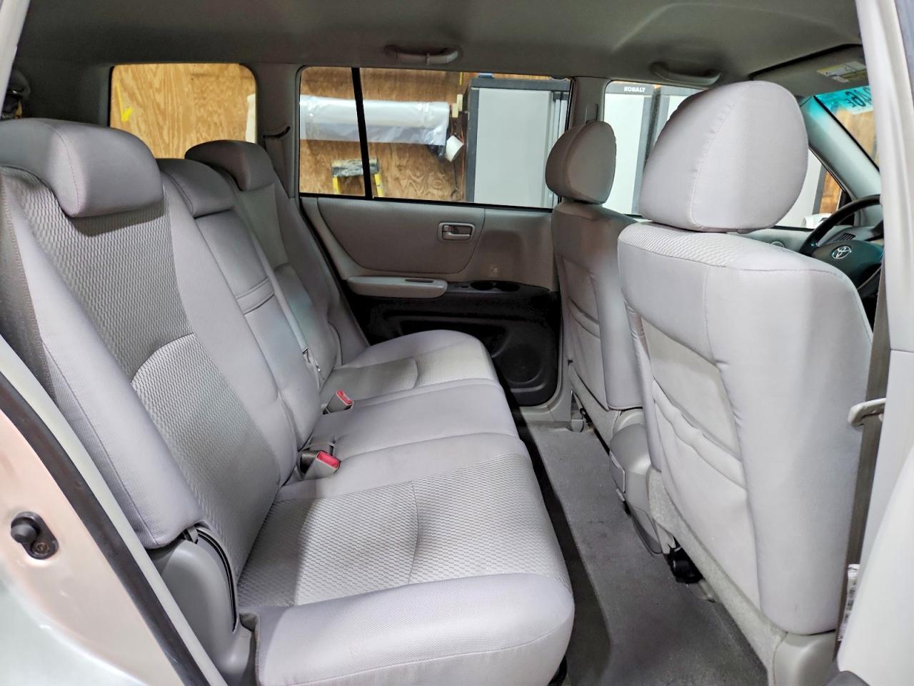 2006 TOYOTA HIGHLANDER