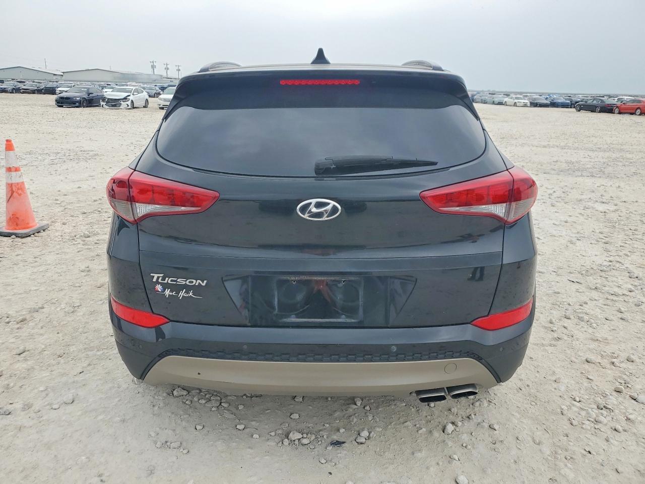 2018 HYUNDAI TUCSON