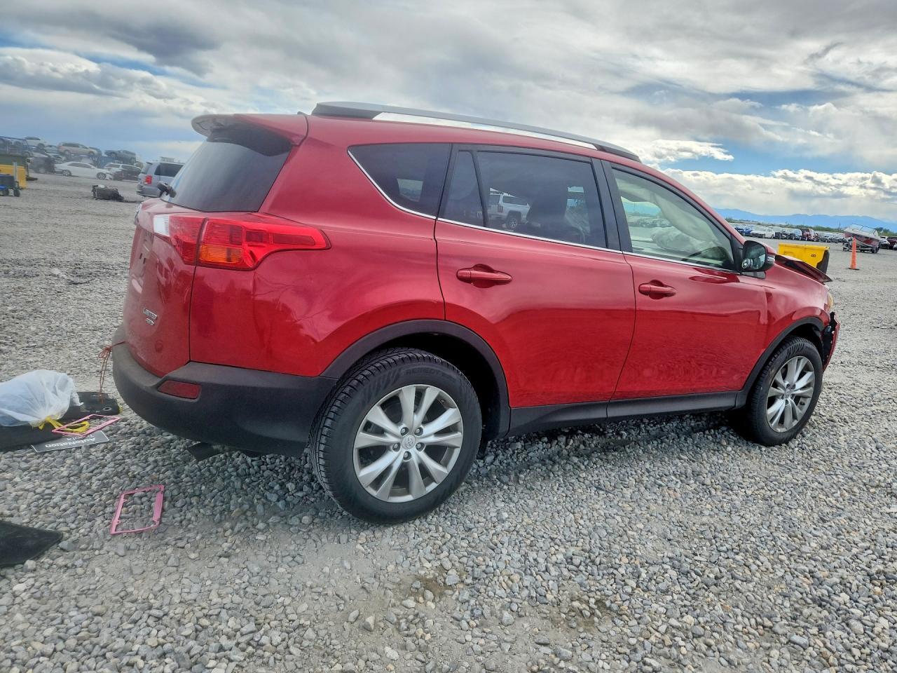 2015 TOYOTA RAV4