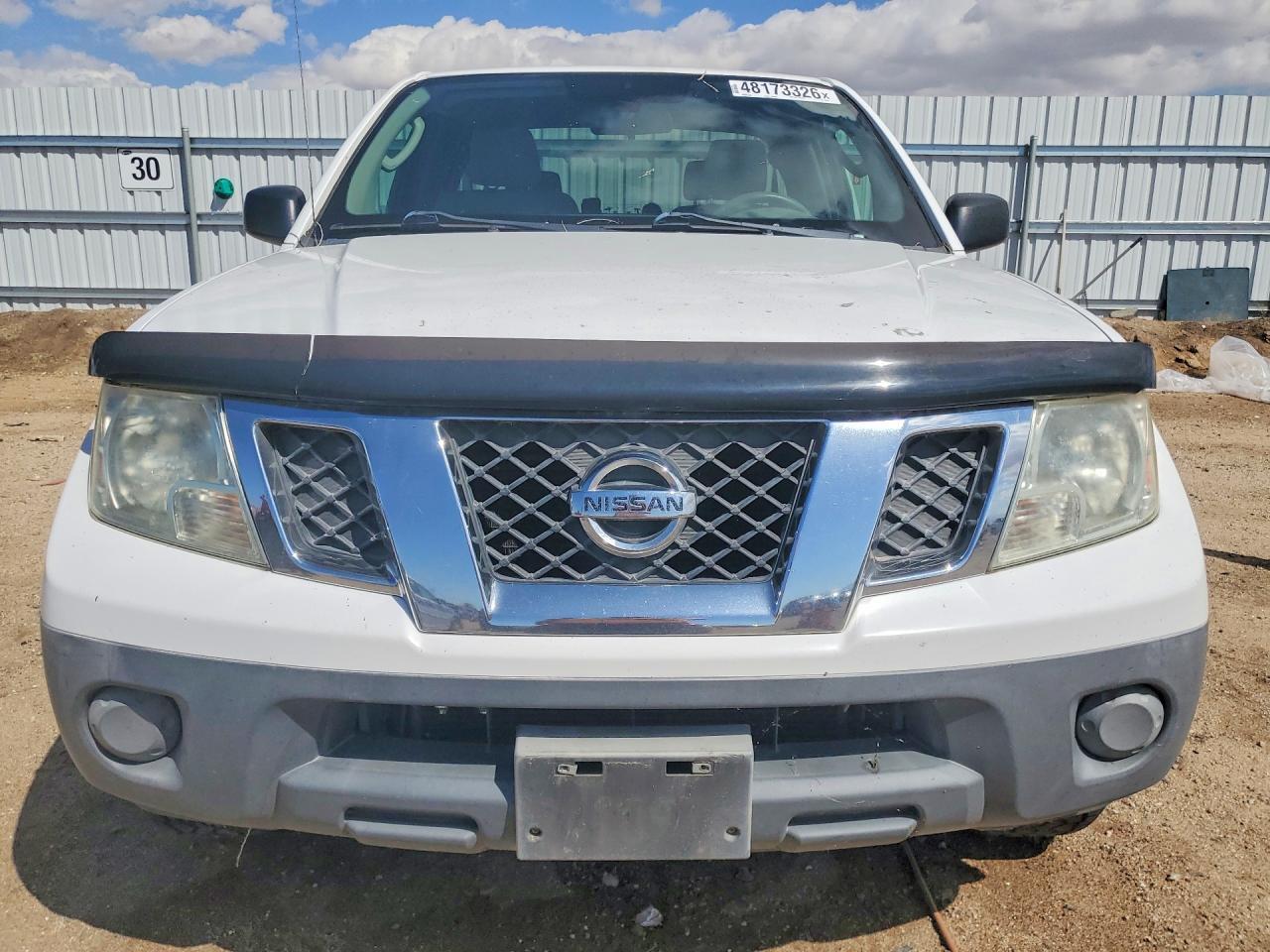 2011 NISSAN Frontier