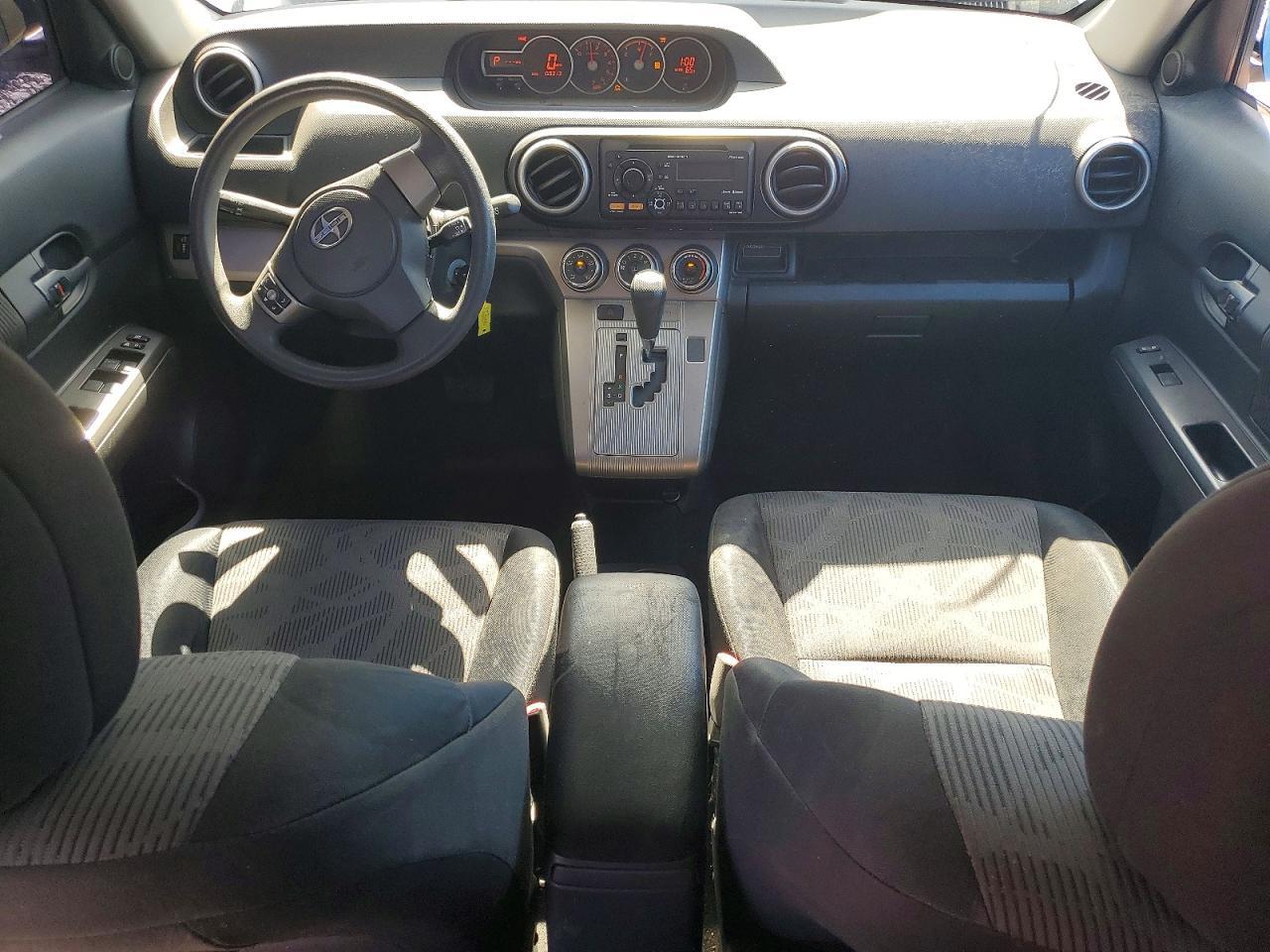 2013 SCION xB