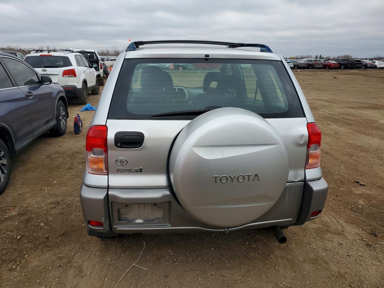 2002 TOYOTA RAV4