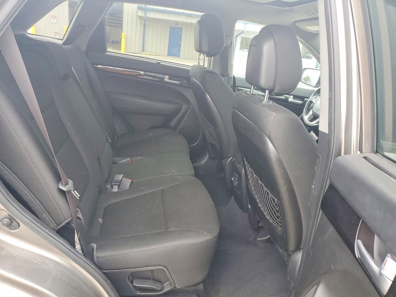 2015 KIA SORENTO