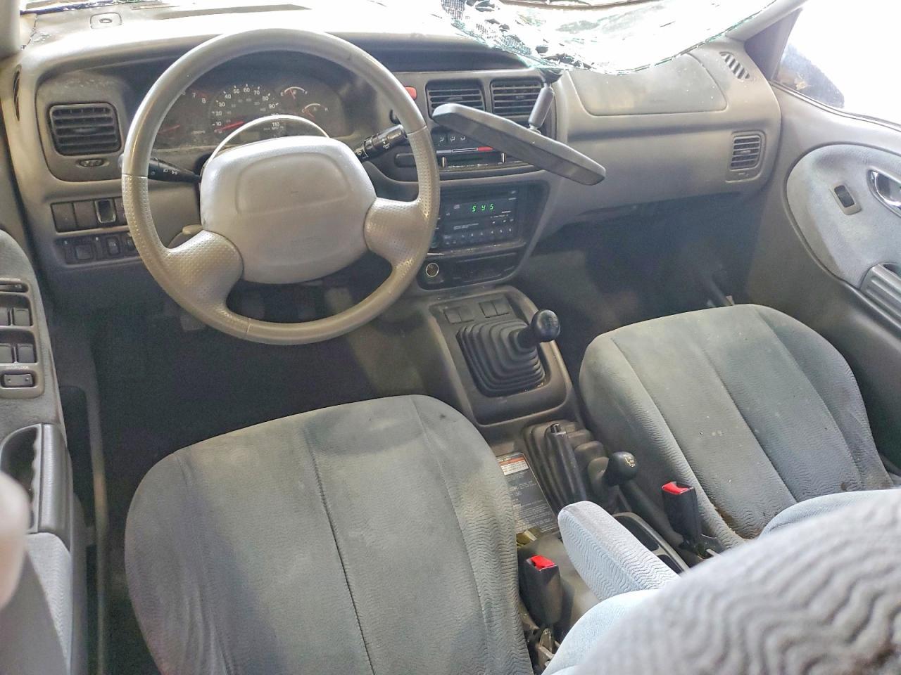 2002 SUZUKI Xl-7