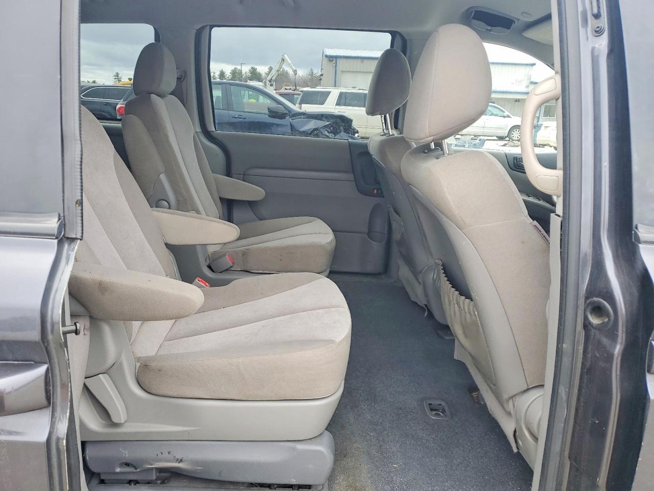2014 KIA SEDONA