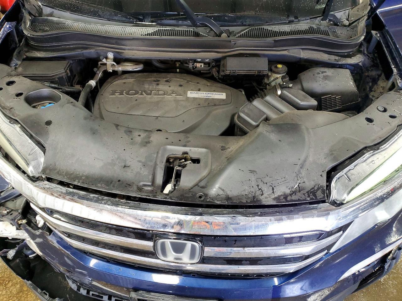 2017 HONDA PILOT