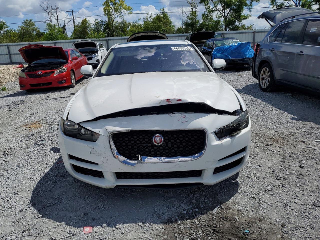 2017 JAGUAR XE