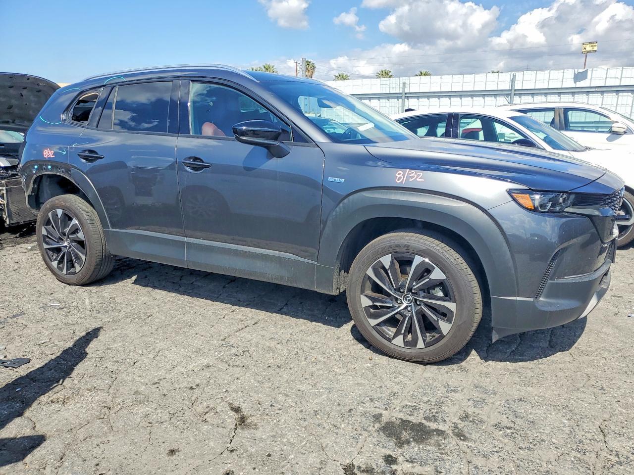 2025 MAZDA CX-50