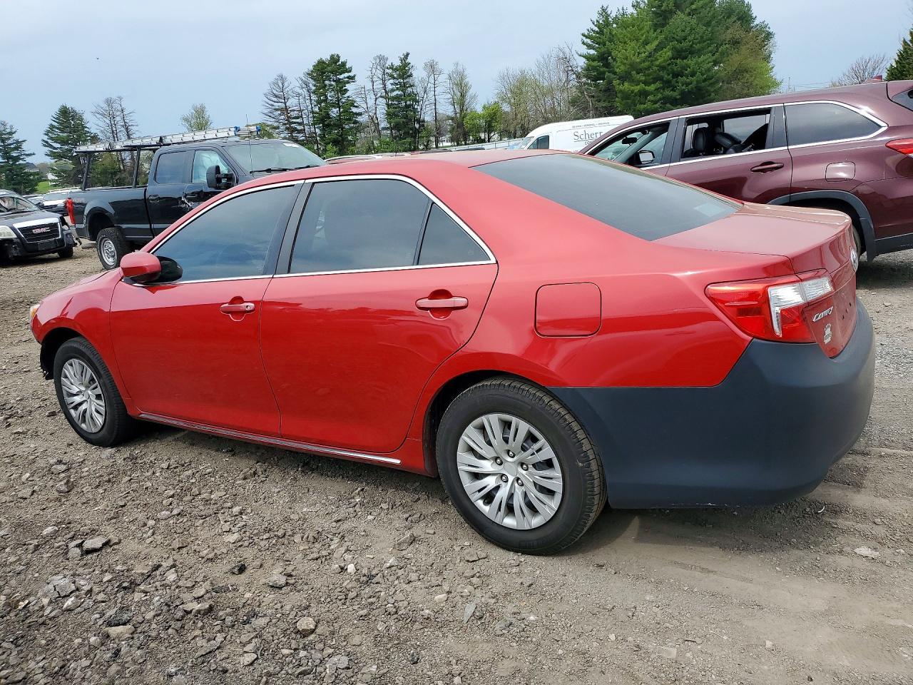2014 TOYOTA CAMRY