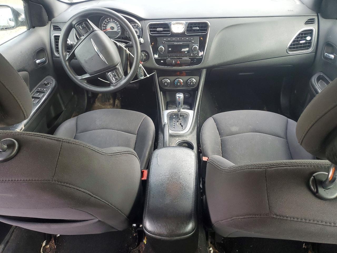 2013 CHRYSLER 200