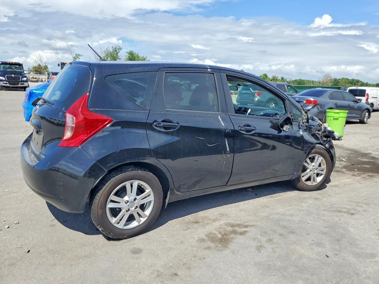 2014 NISSAN Versa Note