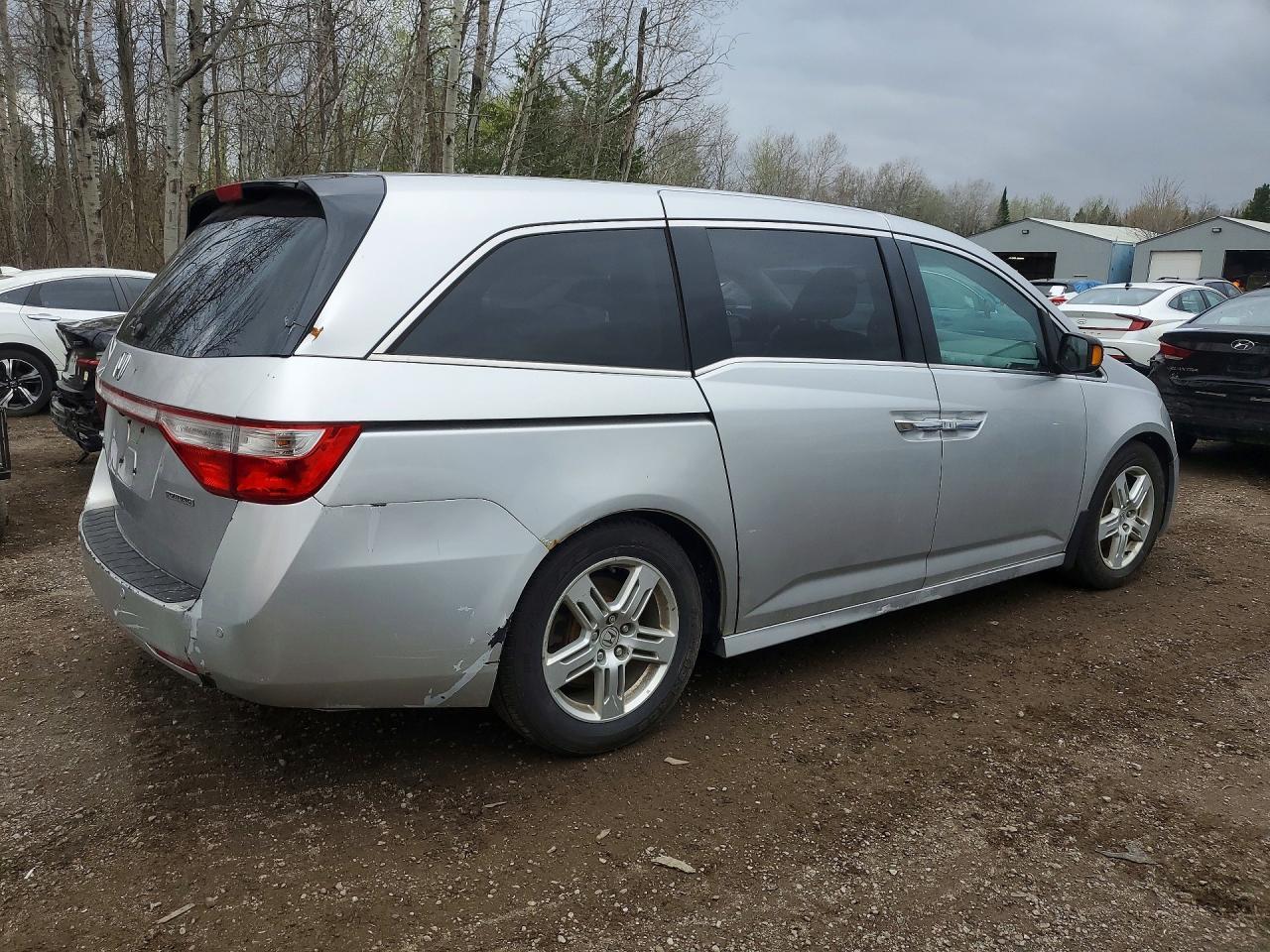 2011 HONDA ODYSSEY