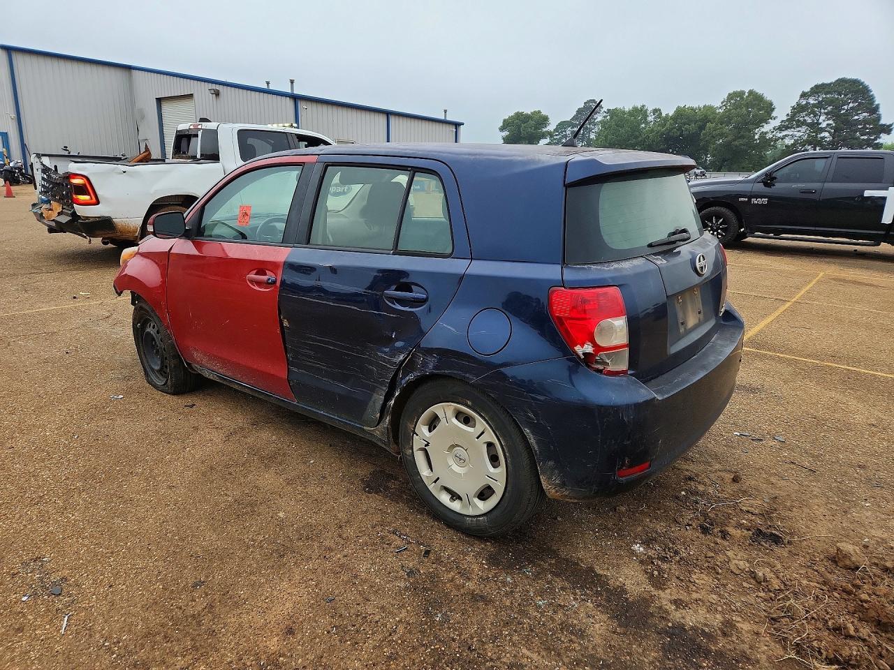 2014 SCION xD