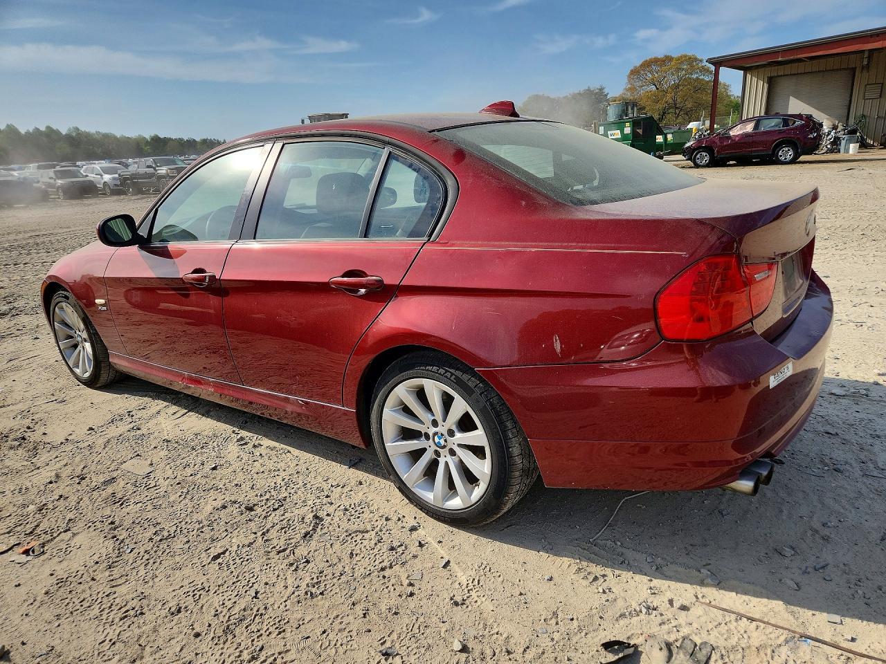 2011 BMW 3 SERIES
