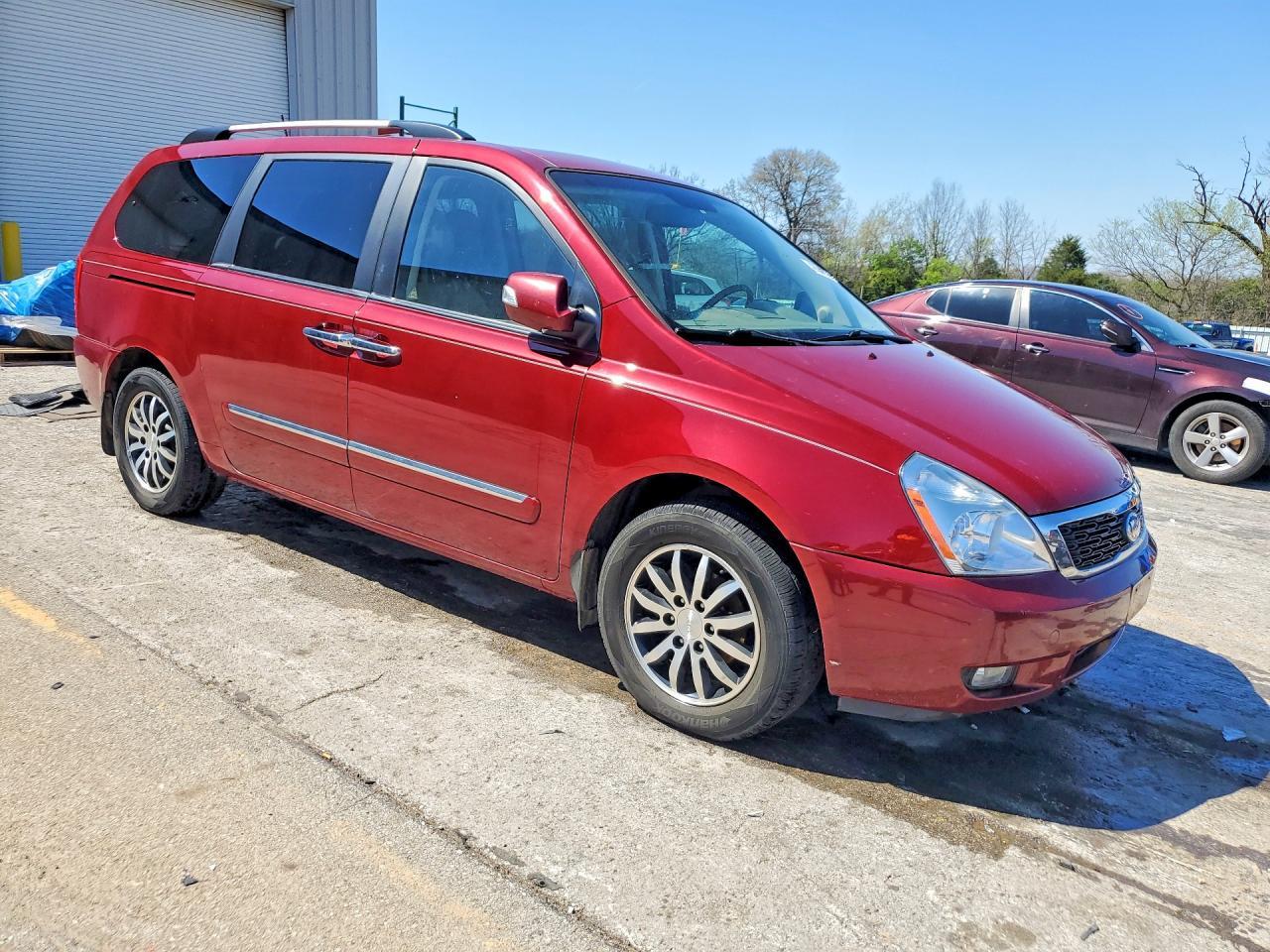 2012 KIA SEDONA