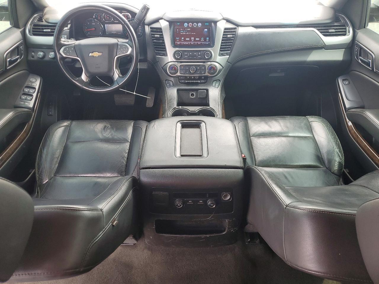 2018 CHEVROLET Suburban
