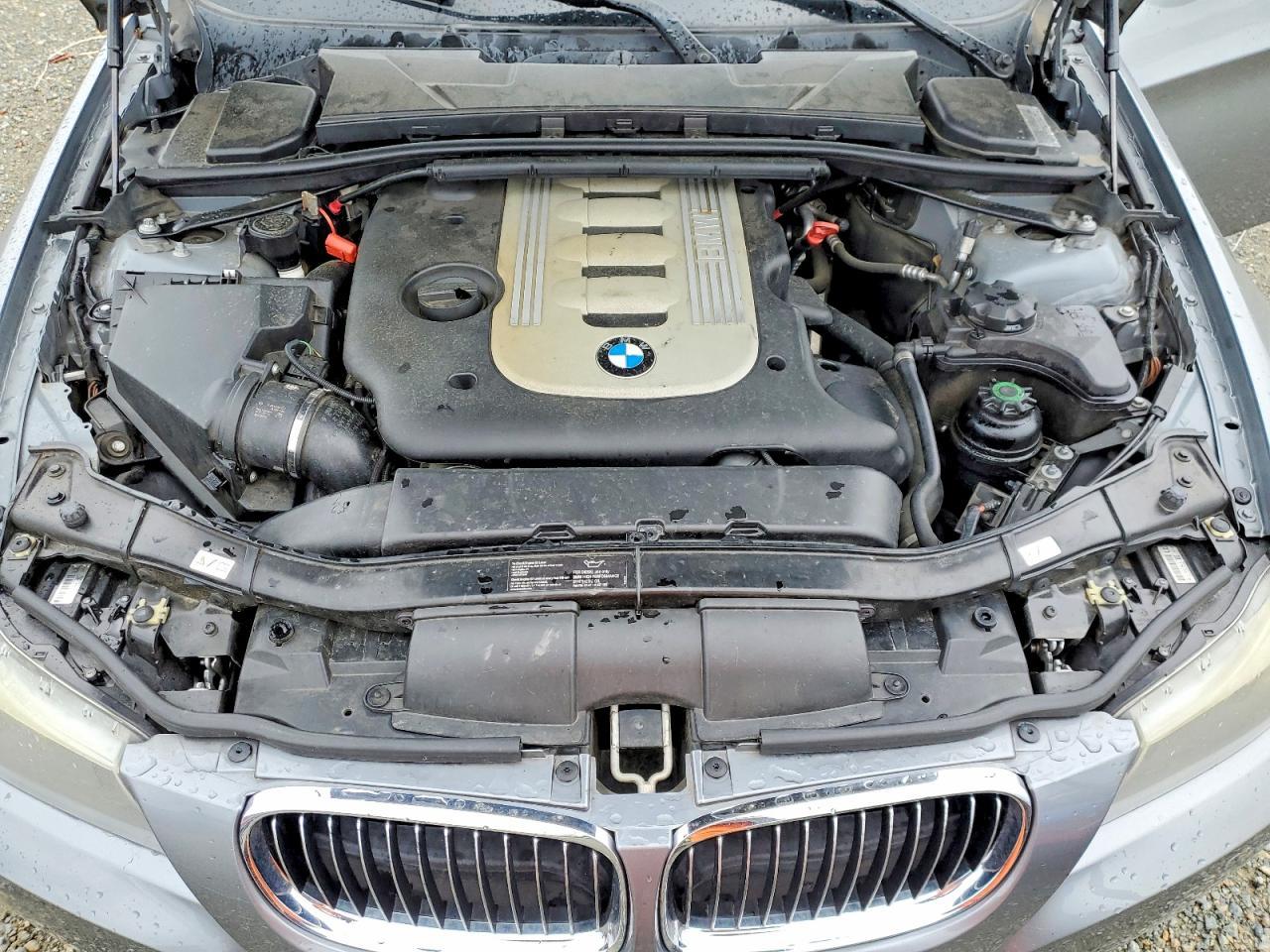 2011 BMW 3 SERIES