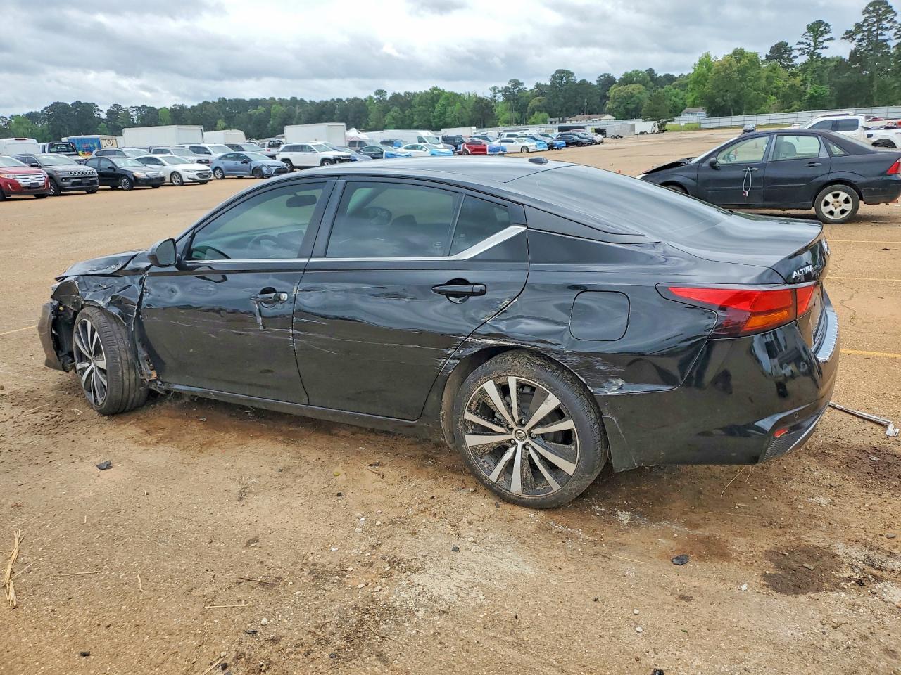2022 NISSAN ALTIMA