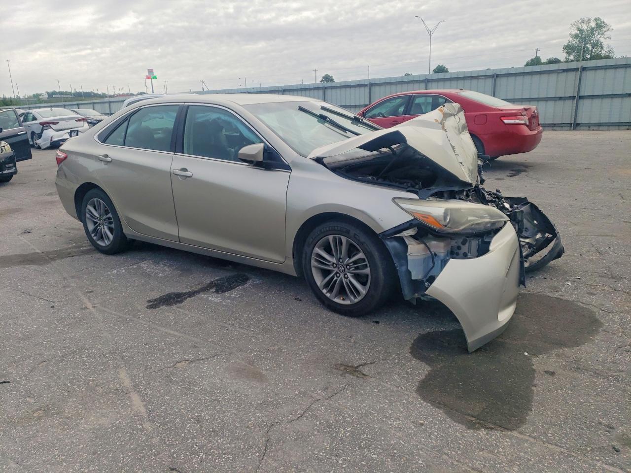 2016 TOYOTA CAMRY