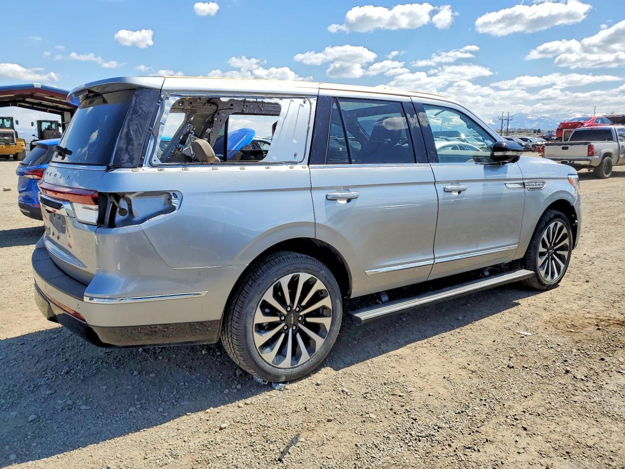 2024 LINCOLN Navigator