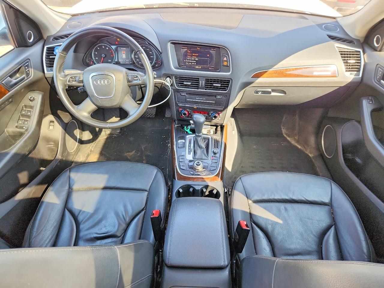 2011 AUDI Q5