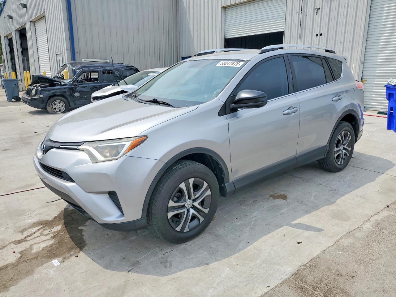 2016 TOYOTA RAV4