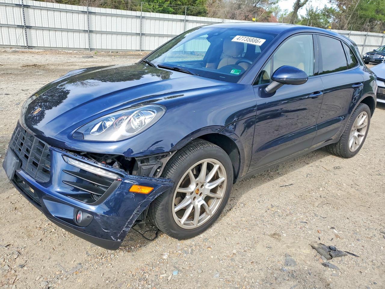 2018 PORSCHE Macan