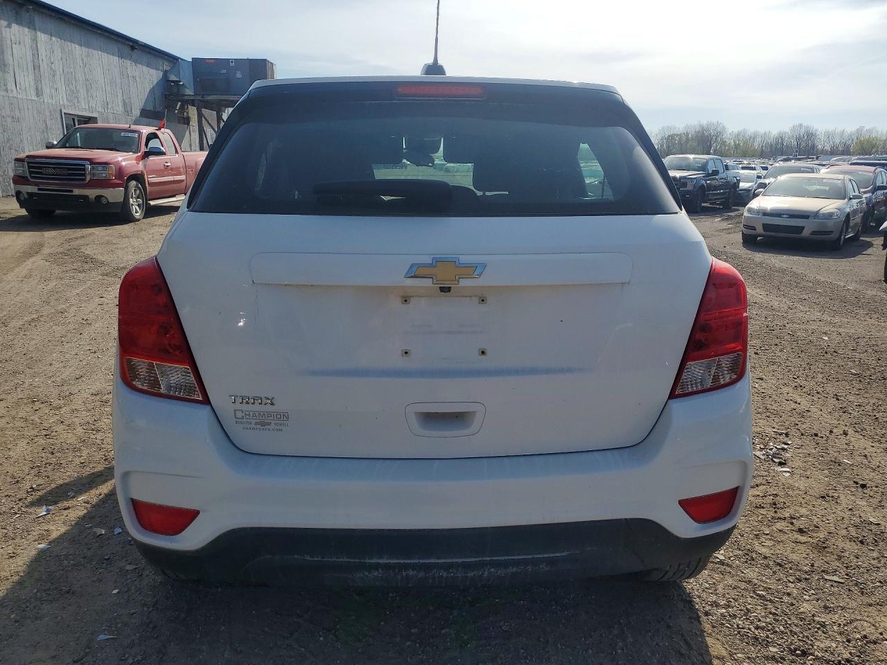 2017 CHEVROLET TRAX