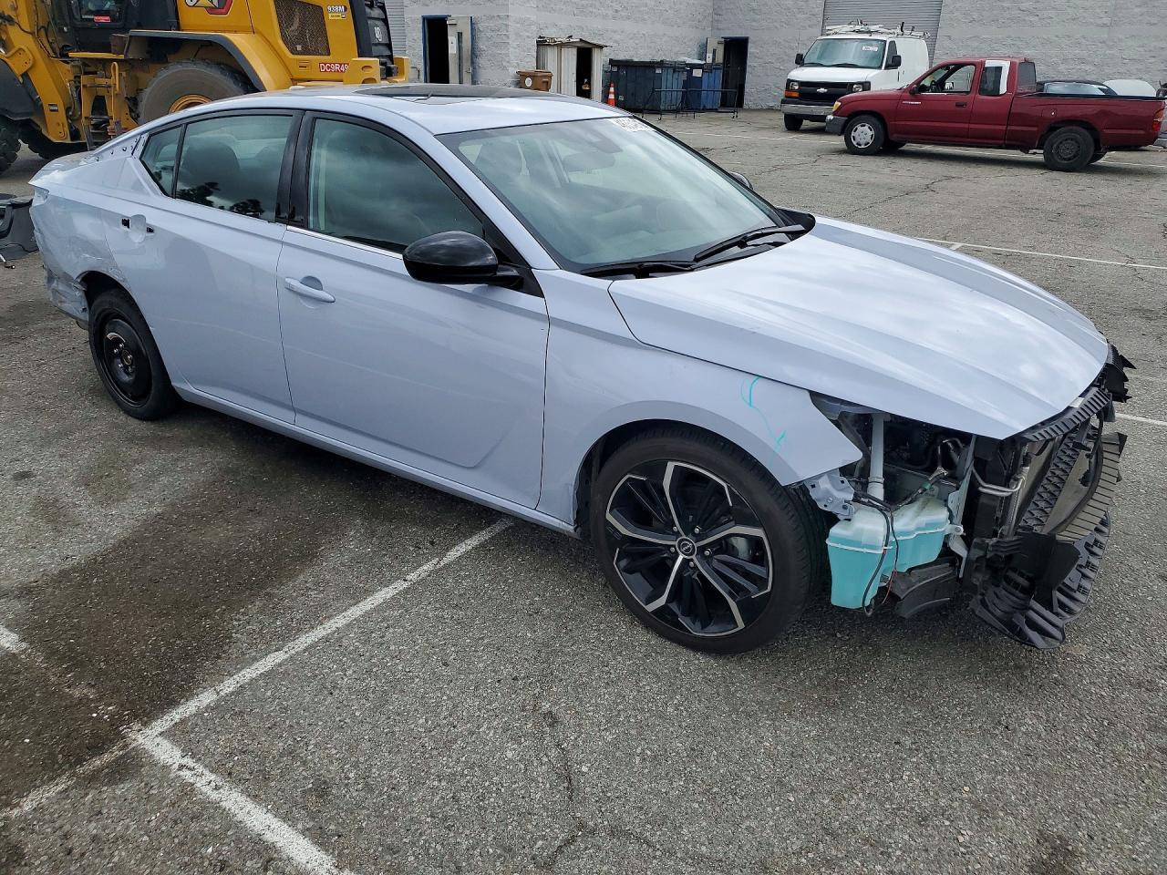 2024 NISSAN ALTIMA