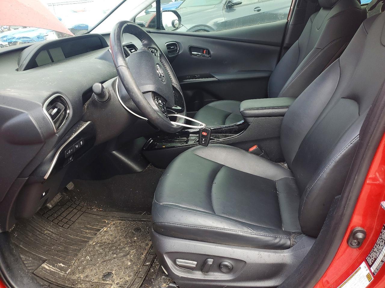 2019 TOYOTA PRIUS