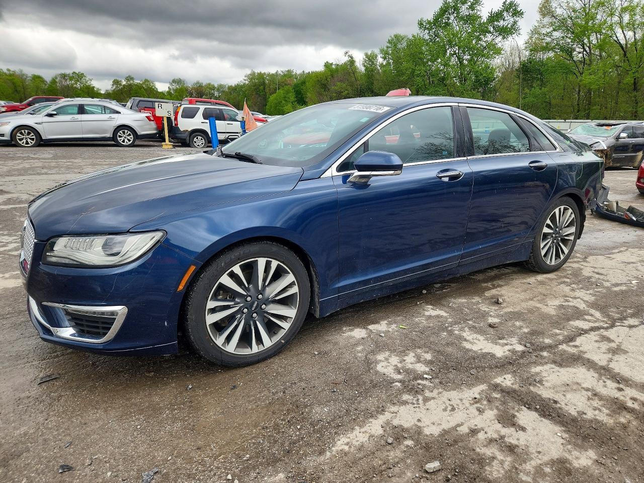 2017 LINCOLN MKZ