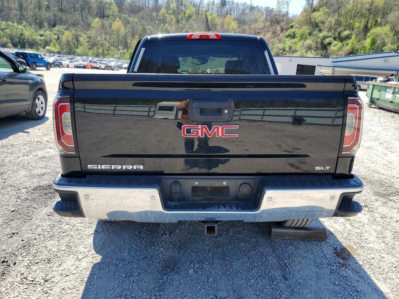 2018 GMC Sierra