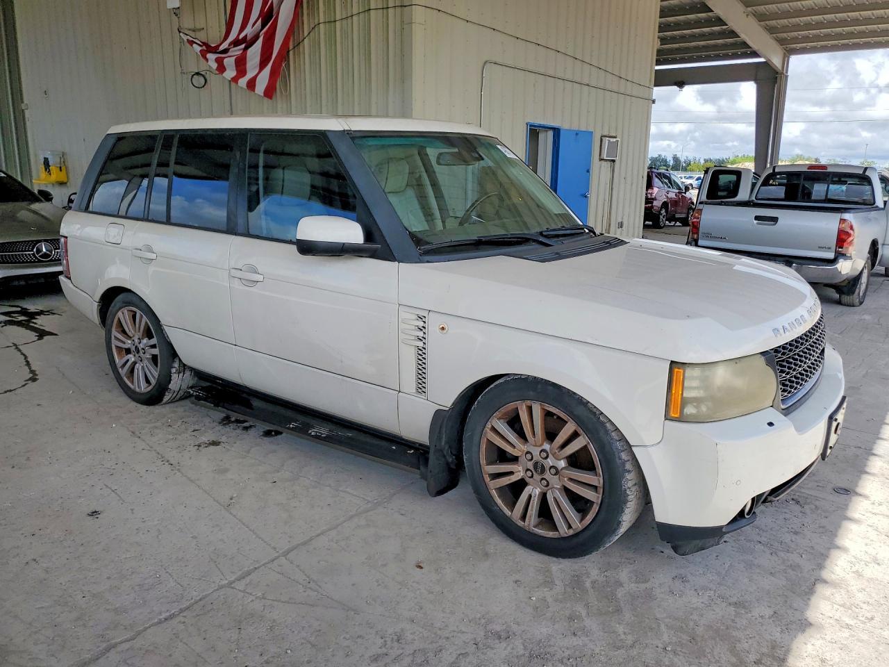 2010 LAND ROVER RANGE ROVER
