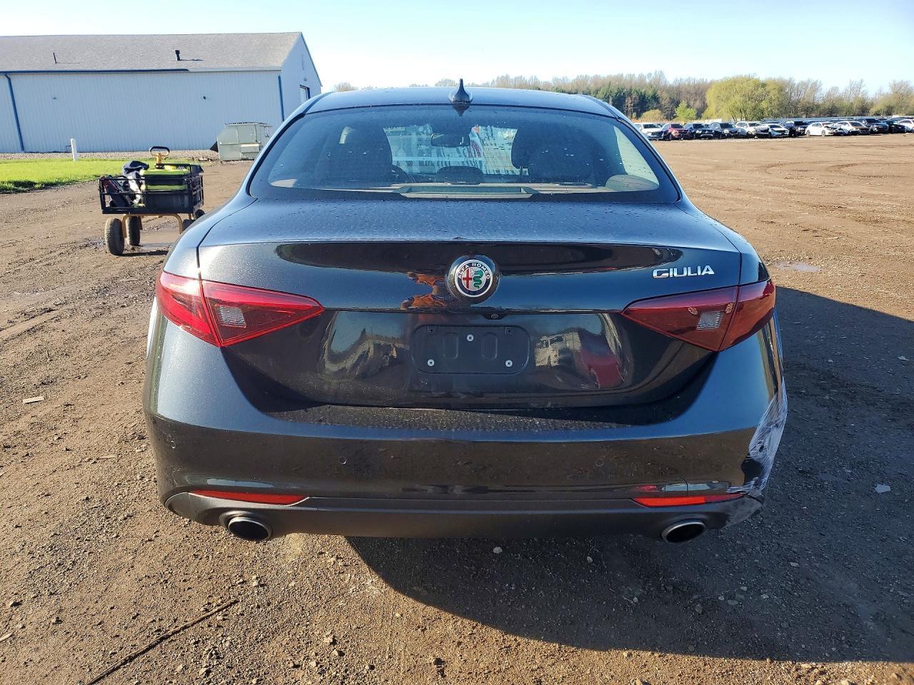2017 ALFA ROMEO Giulia