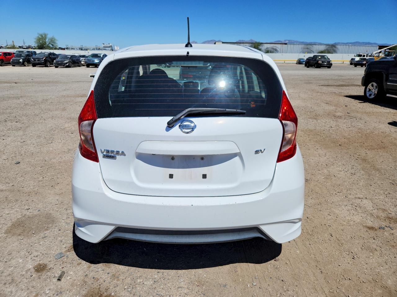 2017 NISSAN Versa Note