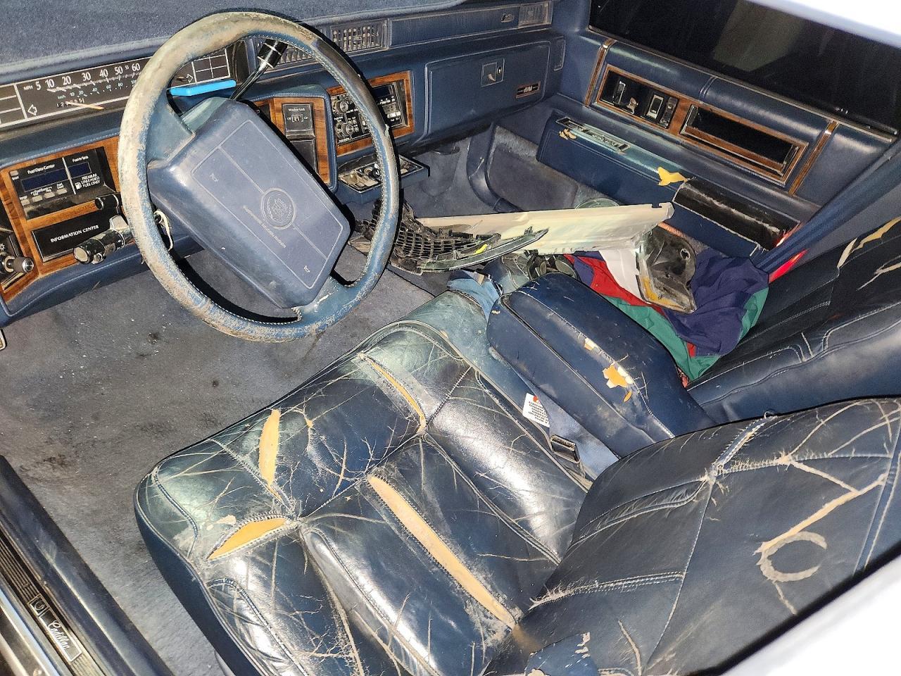 1991 CADILLAC Deville