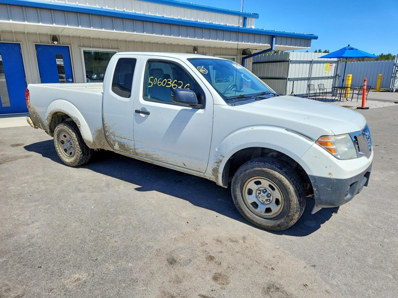 2016 NISSAN Frontier