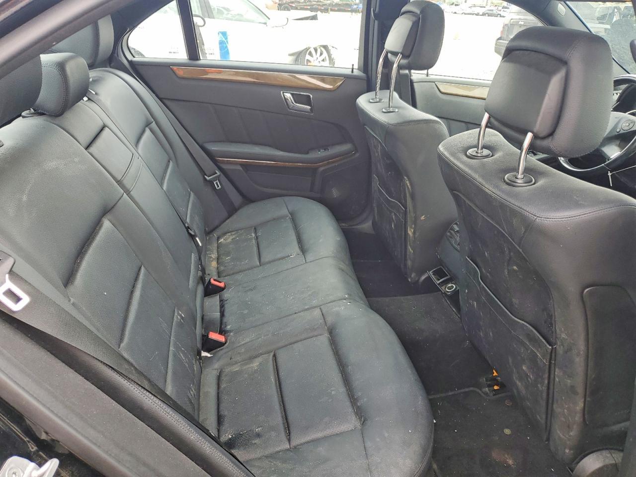 2011 MERCEDES-BENZ E-Class