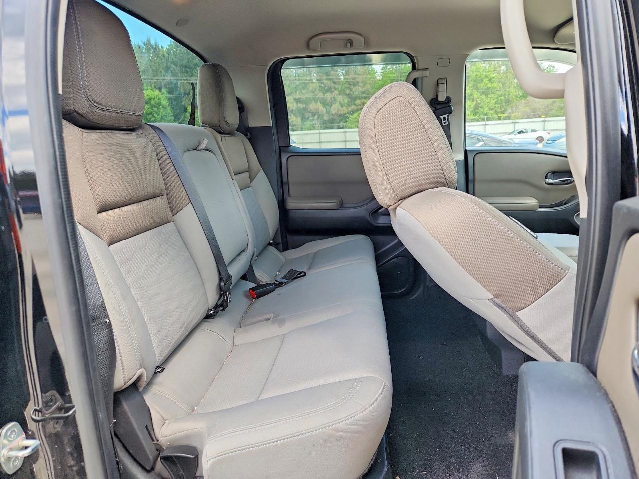 2022 NISSAN Frontier