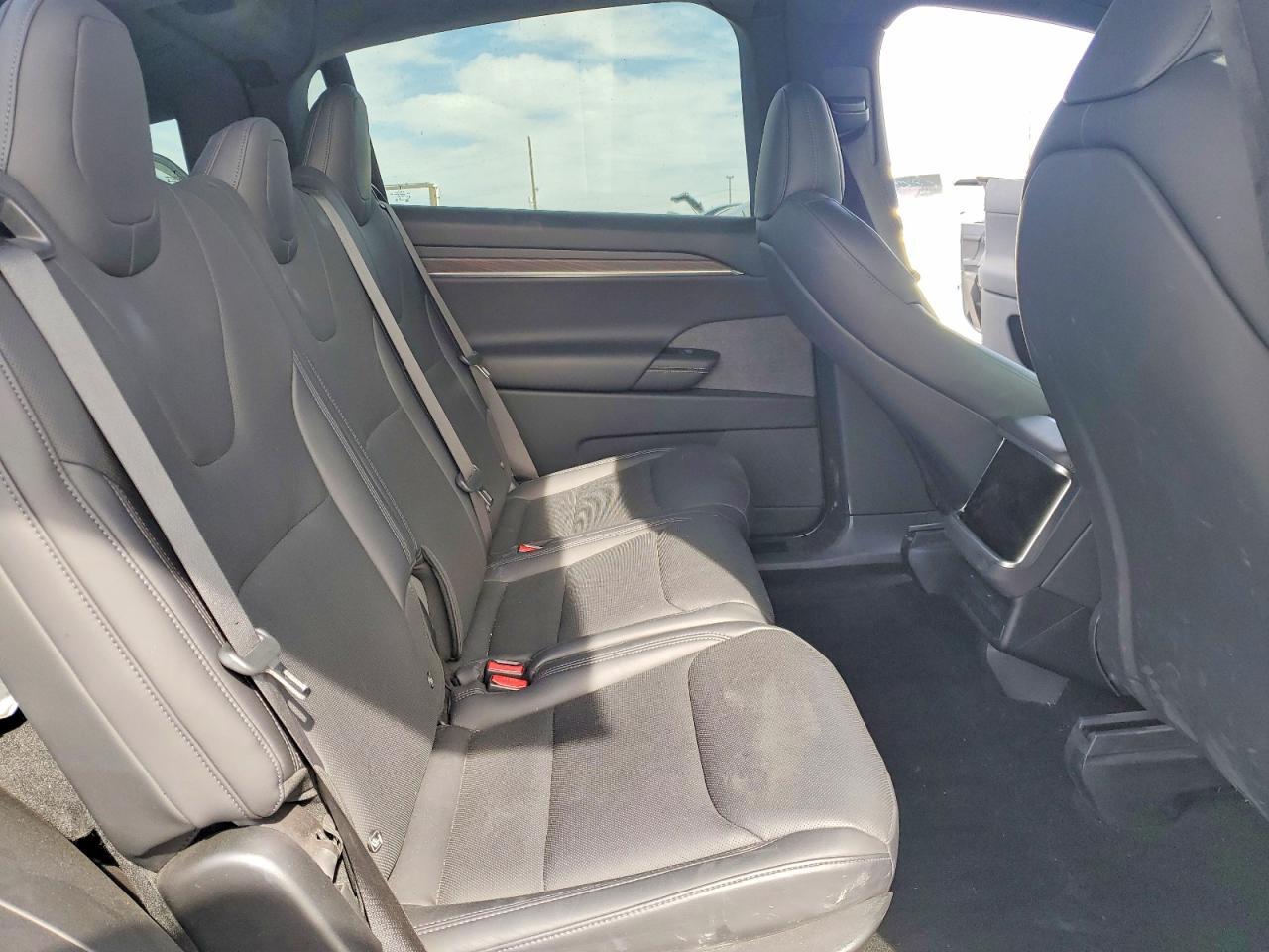 2024 TESLA MODEL X