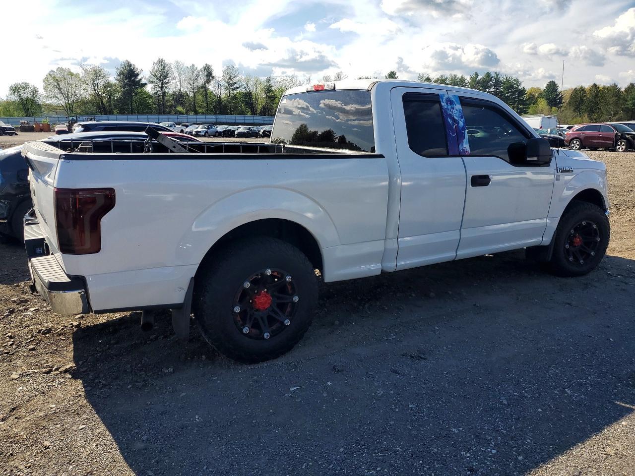 2015 FORD F-150