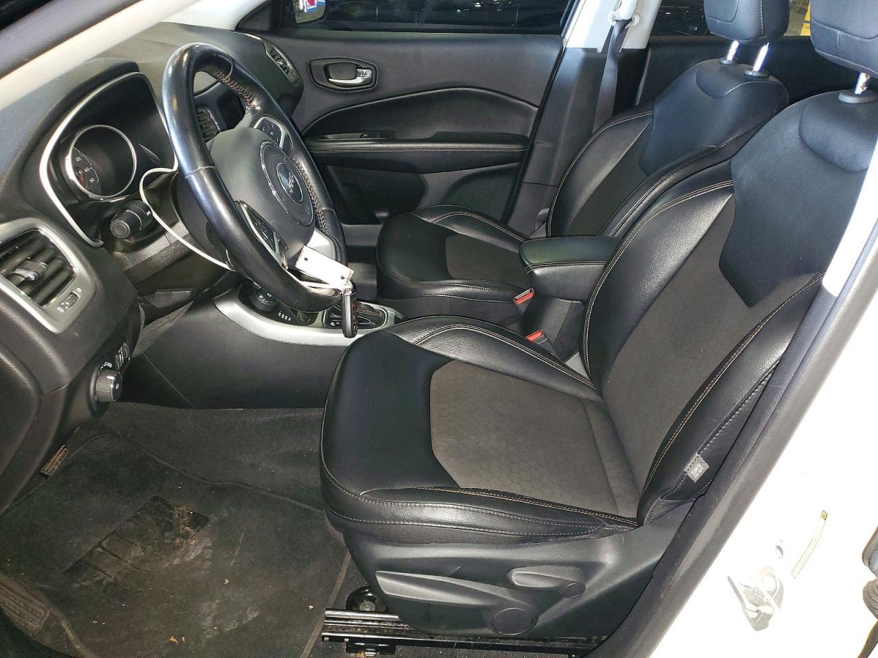 2020 JEEP Compass
