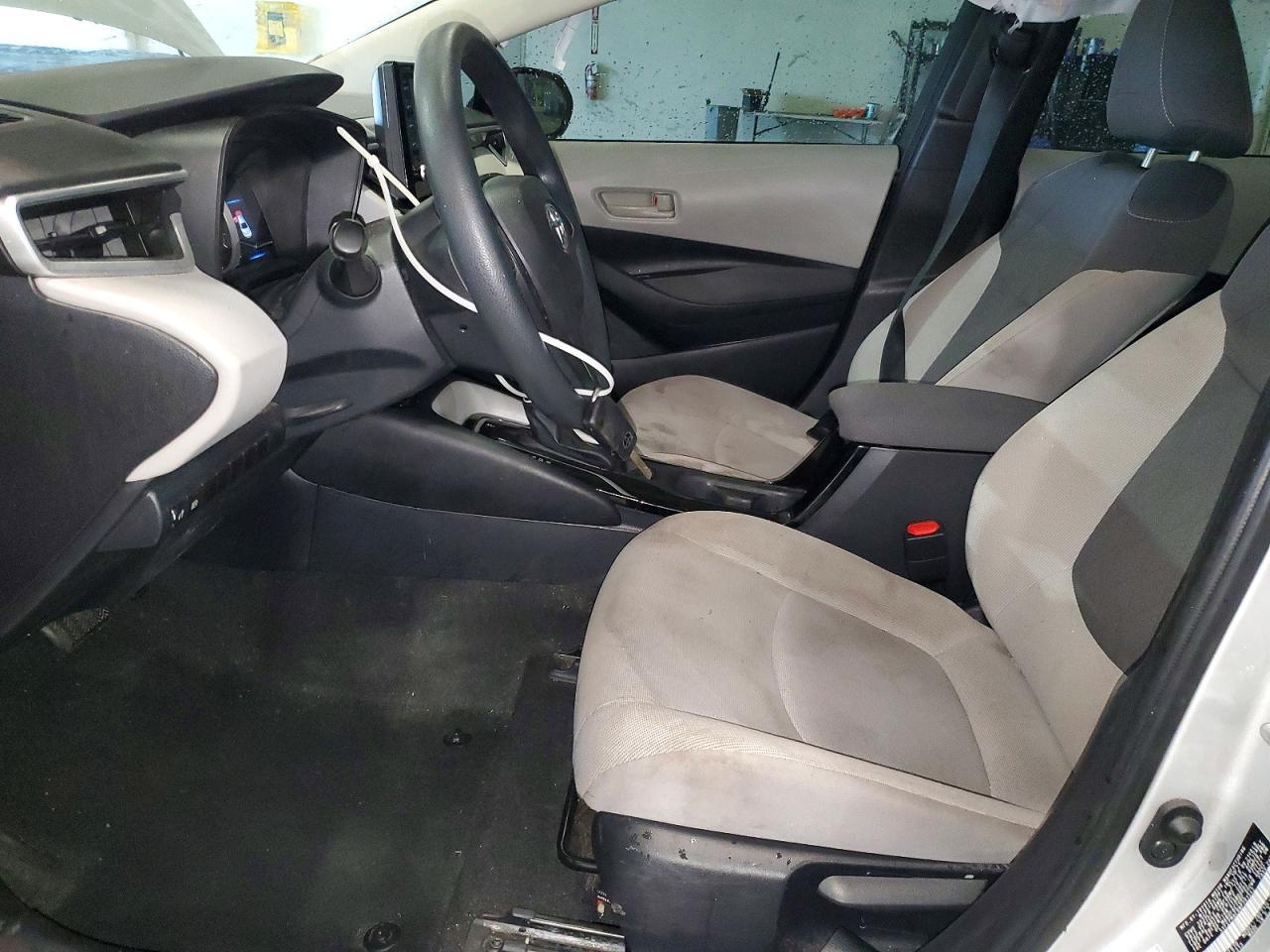 2022 TOYOTA COROLLA