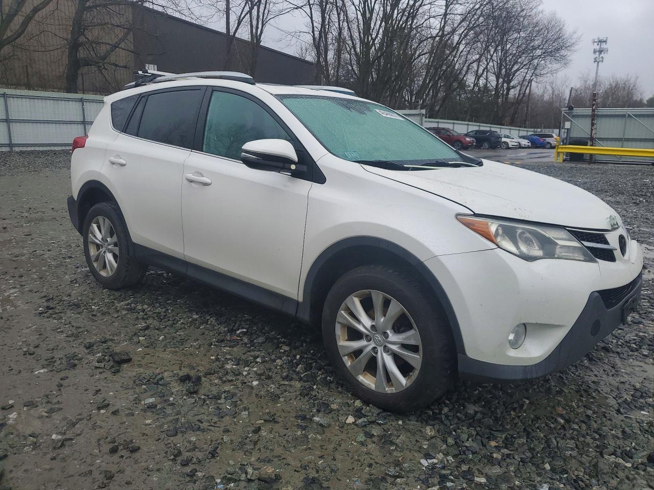 2014 TOYOTA RAV4