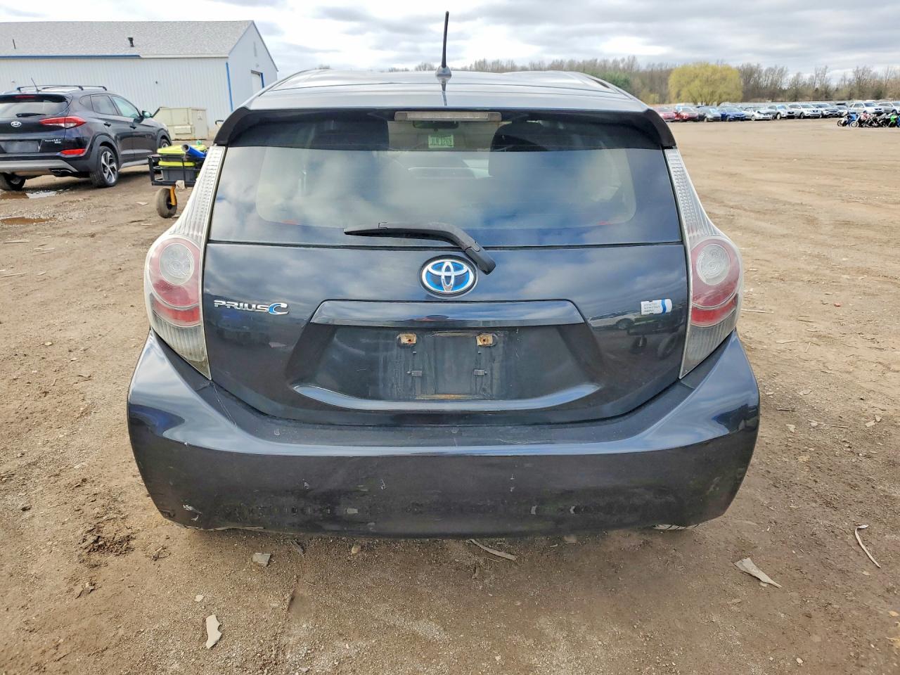 2012 TOYOTA Prius c