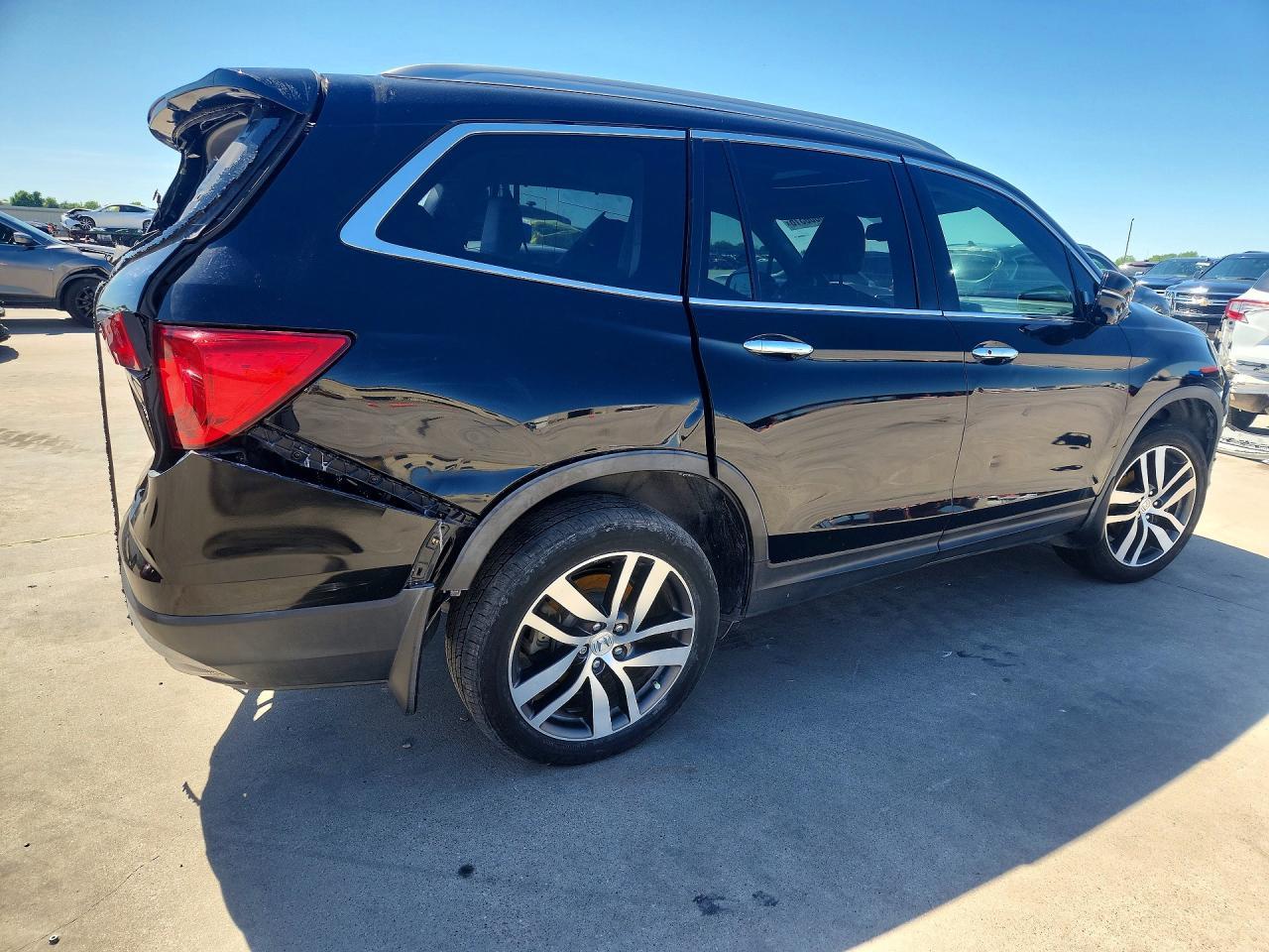 2016 HONDA PILOT